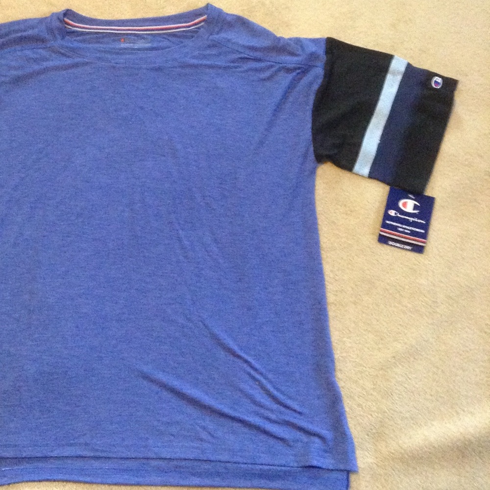 ❗Champion boxy tee